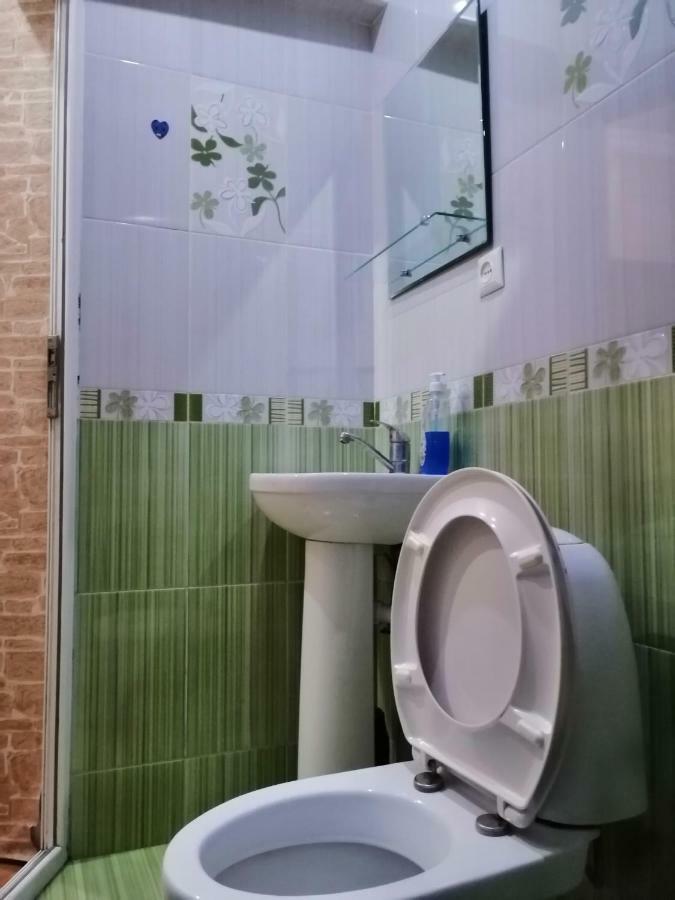Maxo 5 Grigol Khandzteli Tiflis Exterior foto